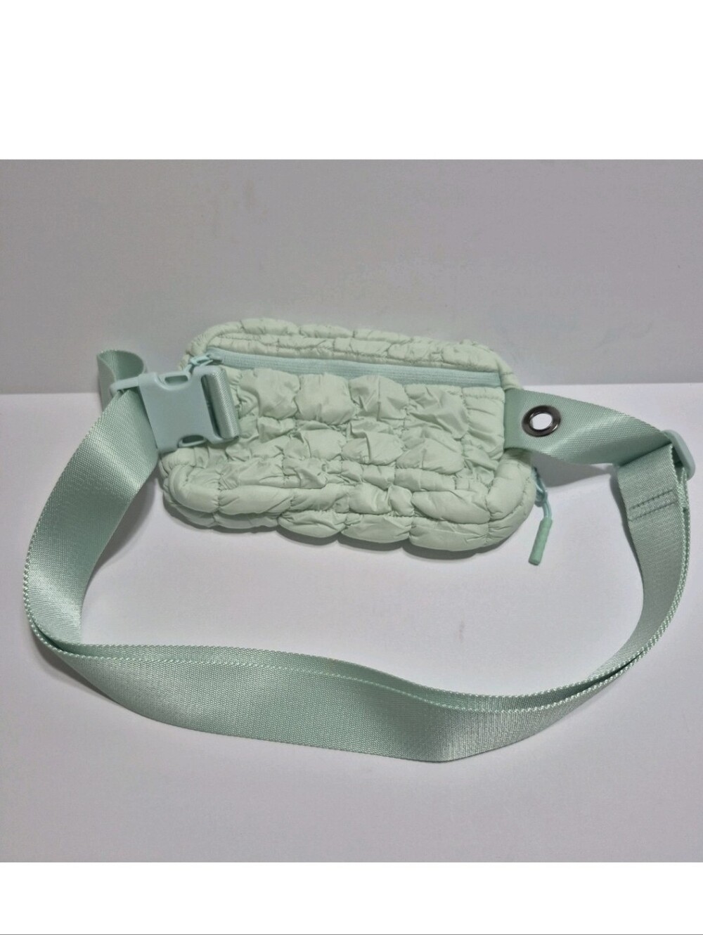 New No Tags, No Brand Green Quilted Puffer Belt Fanny Pack Belt Bag Adjustable
